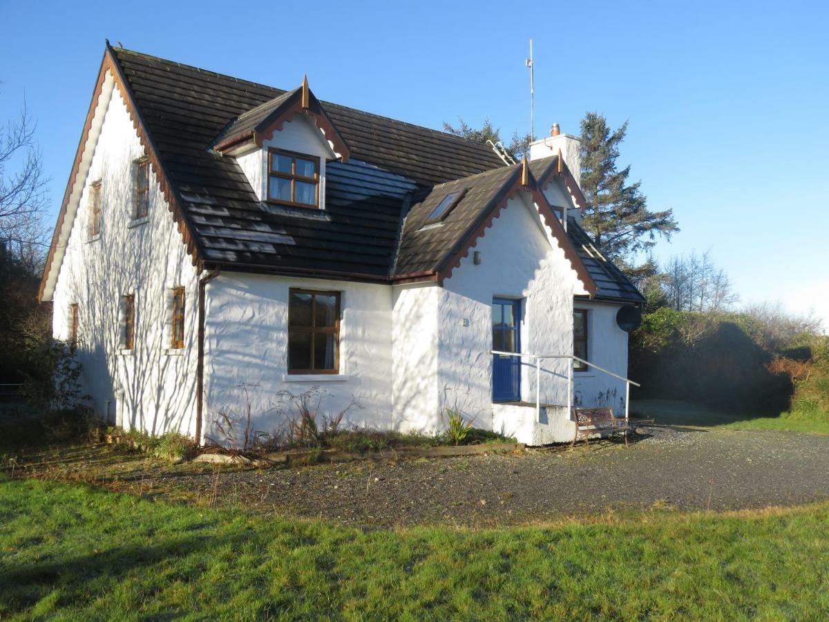 Letterfrack Farm Cottage In Village On A Farm Beside Connemara National Park Exterior foto