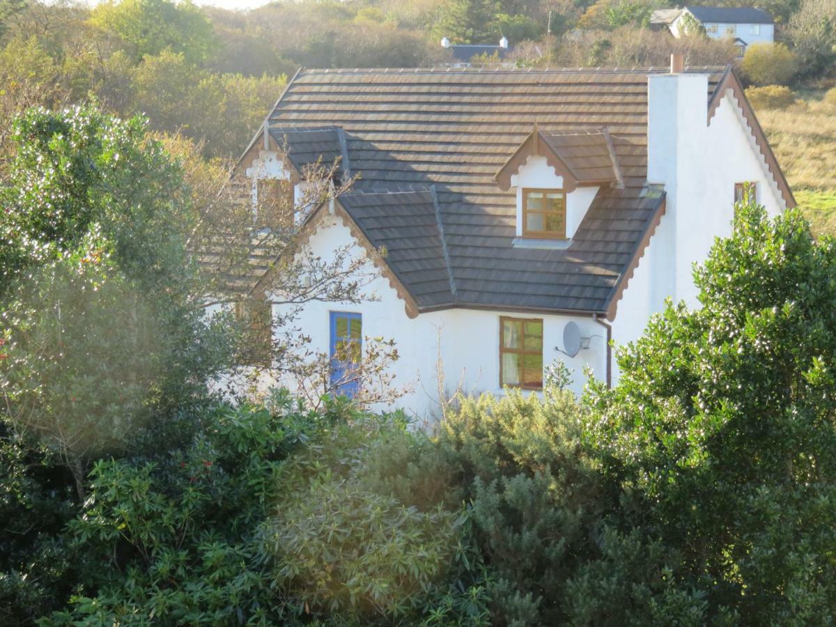 Letterfrack Farm Cottage In Village On A Farm Beside Connemara National Park Exterior foto